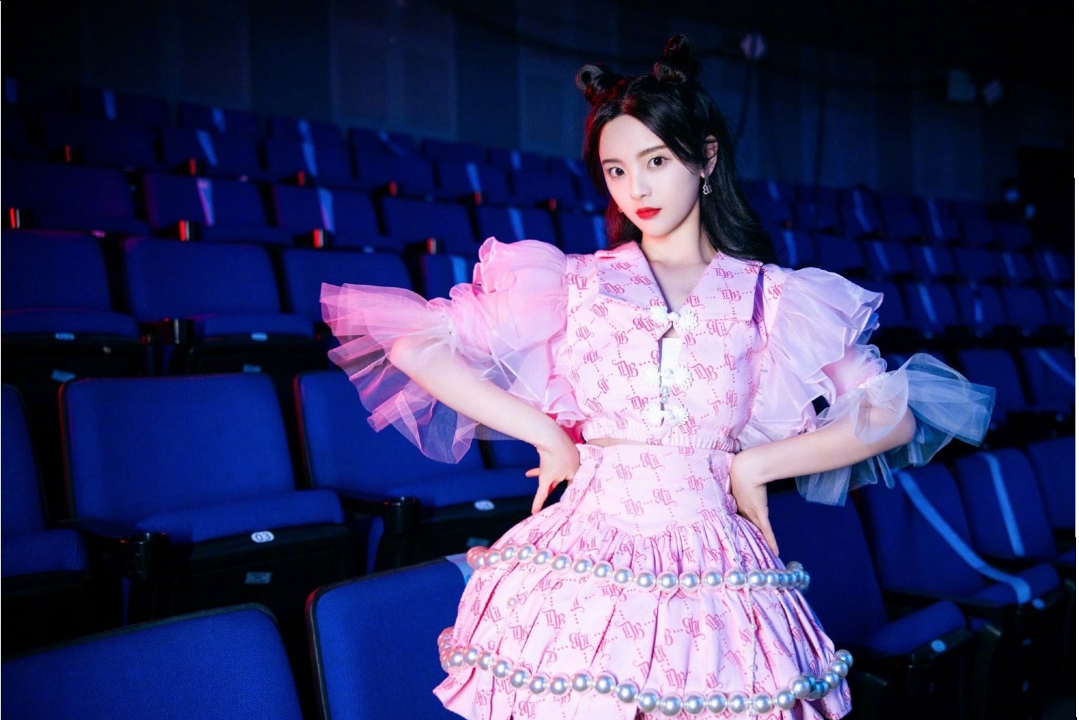 蛋糕裙穿搭小技巧