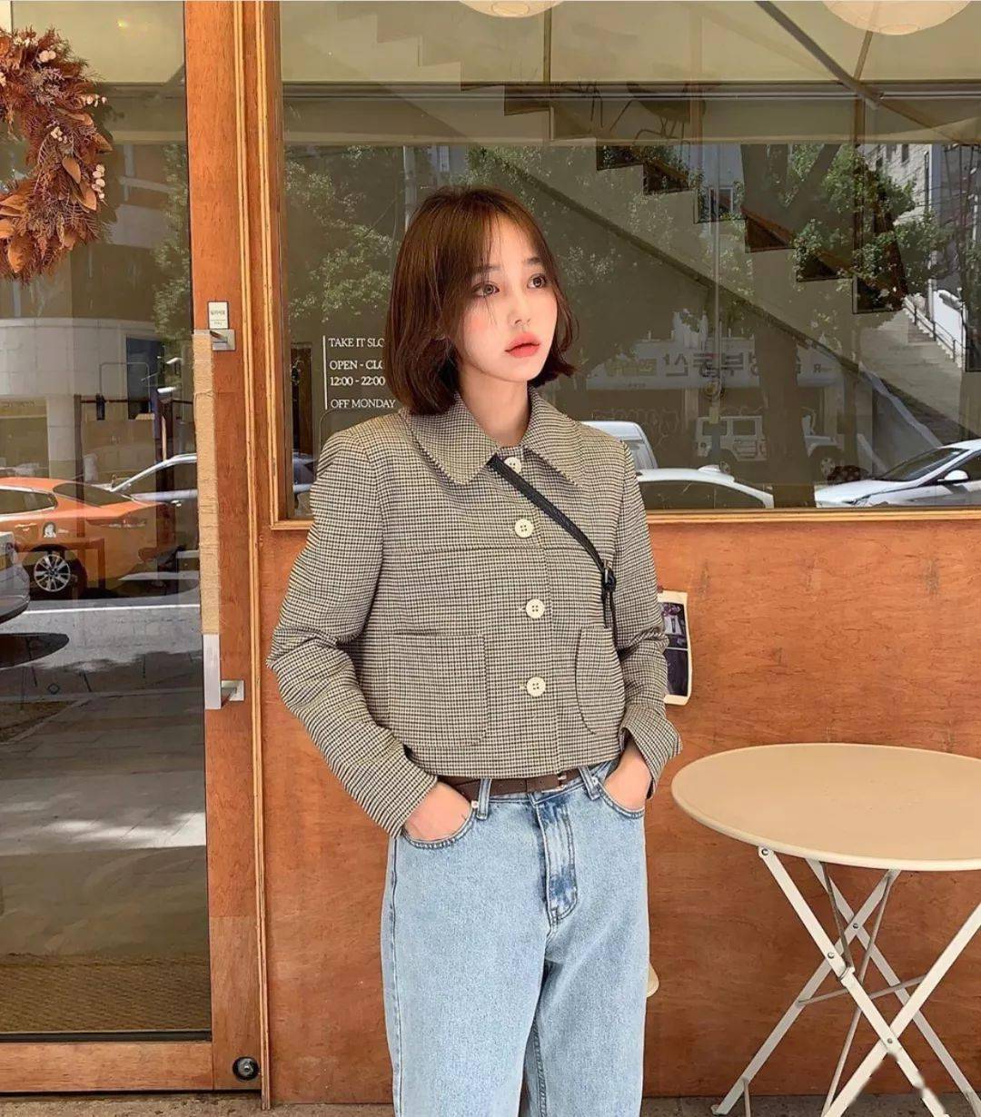 厚外套+高腰裤=冬季最火显高套路!