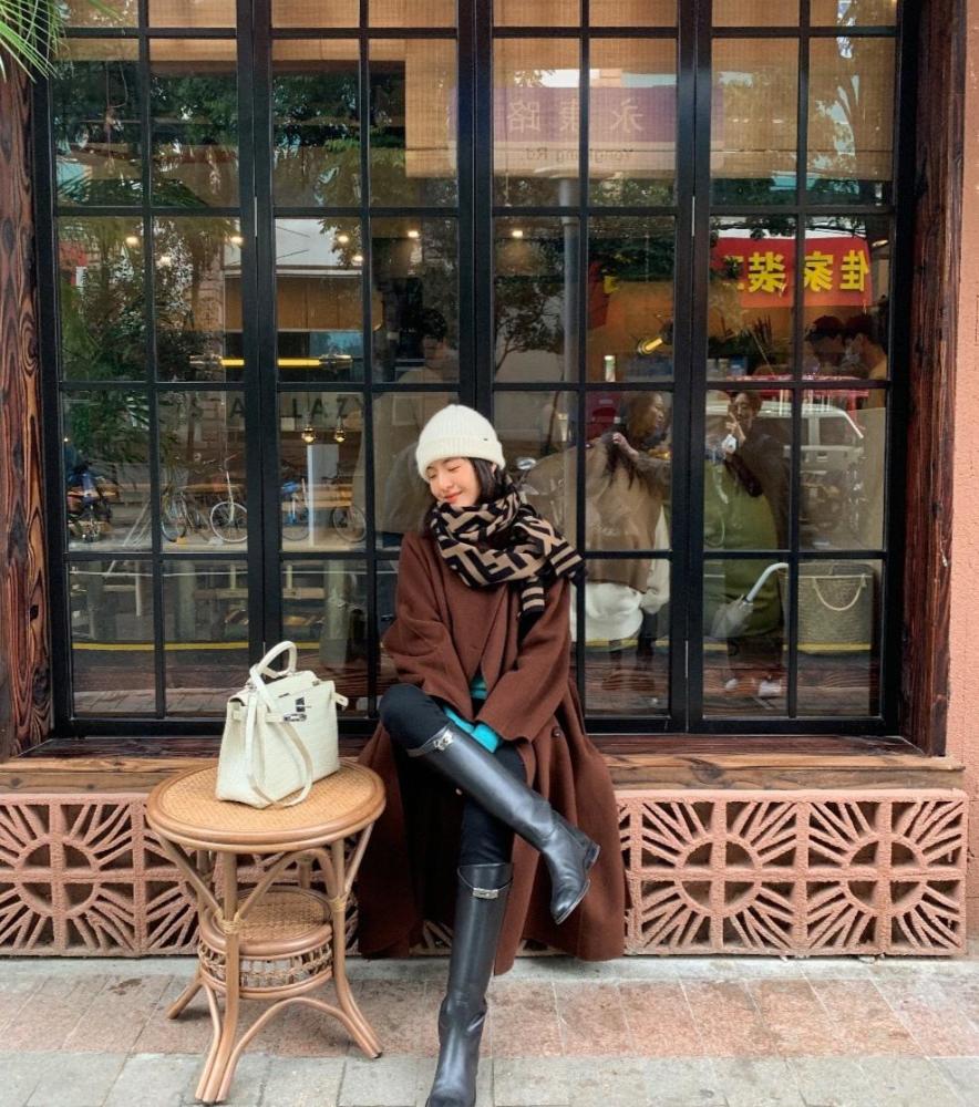 冬天试试这三款超火的“百搭鞋”,怎么搭配都好看