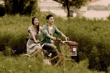 年轻人为什么不愿意谈恋爱了 网友：不是不想谈而是没钱谈