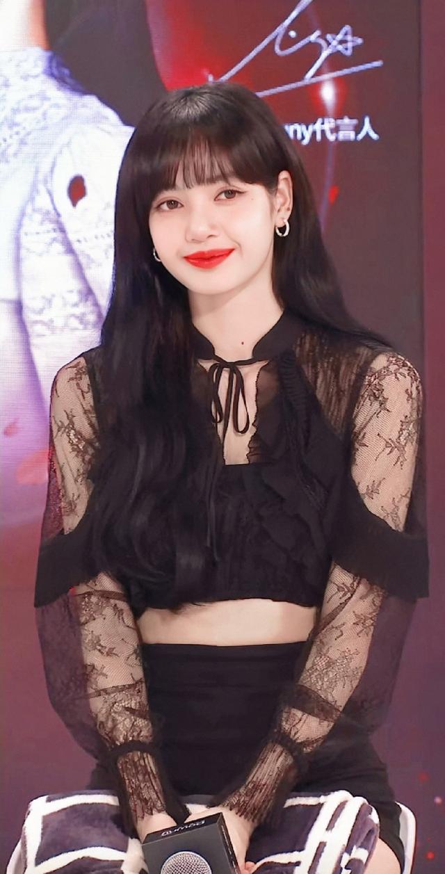 超火的8种心机穿搭来了,杨幂Lisa都在穿,学起来甜炸男朋友