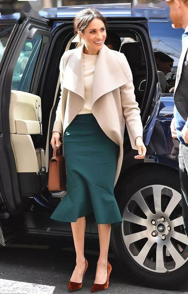 大衣+裙子,让你在冬天也可以美!美!美!