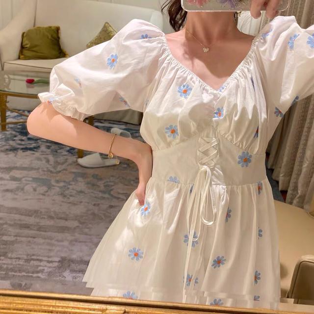 谁没有公主梦?这几套迪士尼公主风穿搭送给你,让你美梦变成真