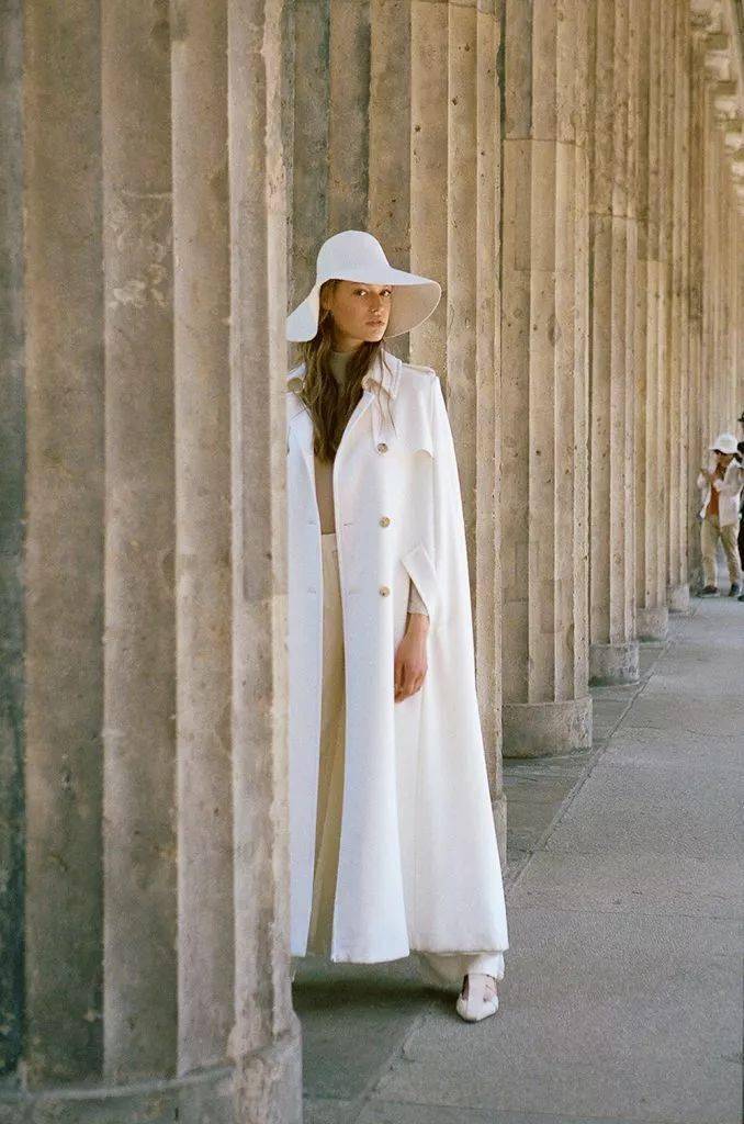 大衣+裙子,让你在冬天也可以美!美!美!