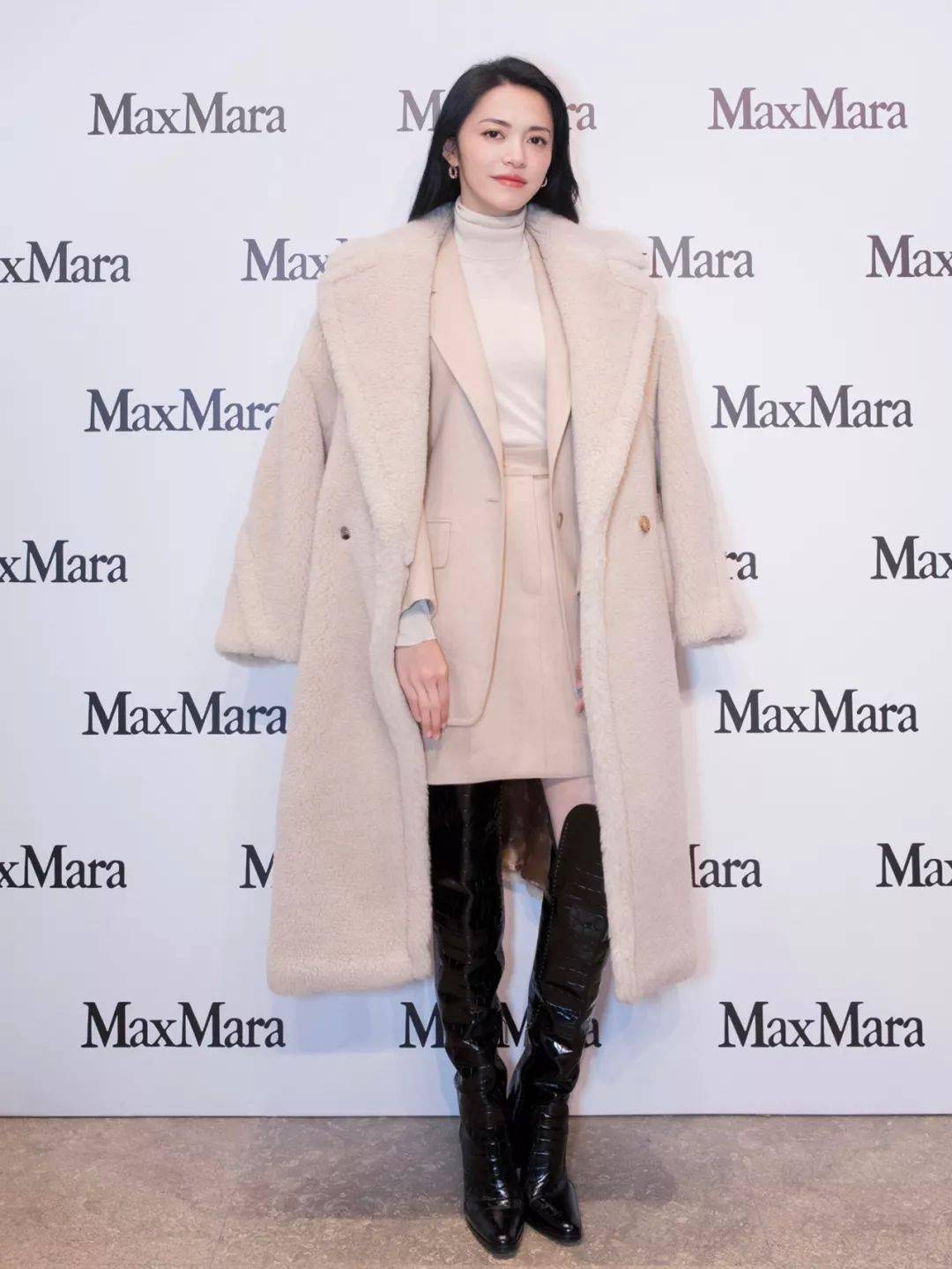 冬季穿“泰迪熊”大衣既软又暖