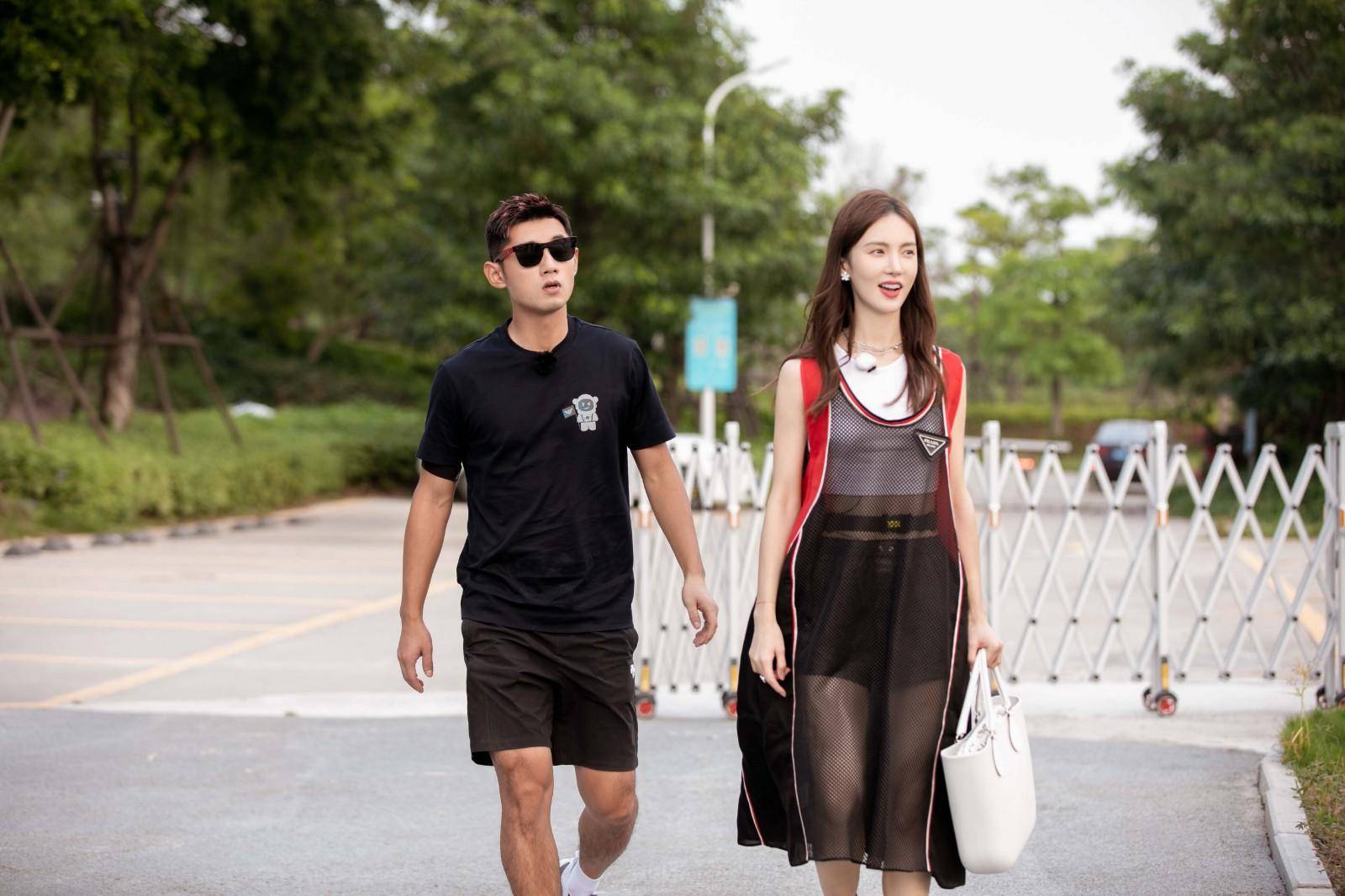 金晨的时尚穿搭，赶紧学起来吧