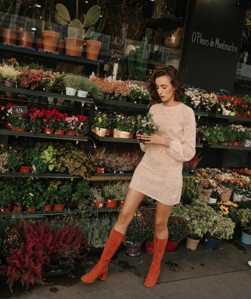 秋冬季怎么穿显淑女?就让这个法国小姐姐来带你做个美美的仙女吧!