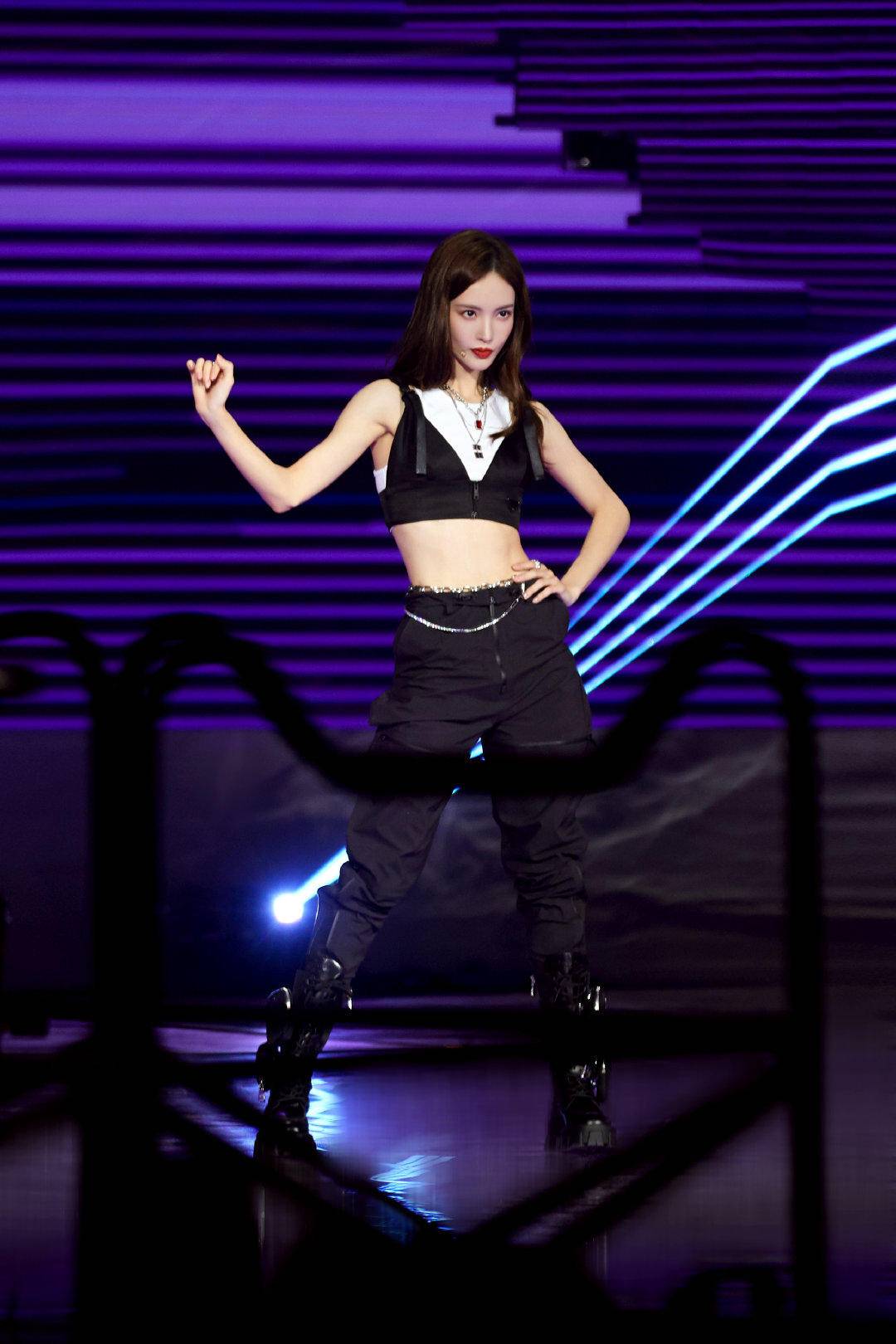 金晨的时尚穿搭，赶紧学起来吧