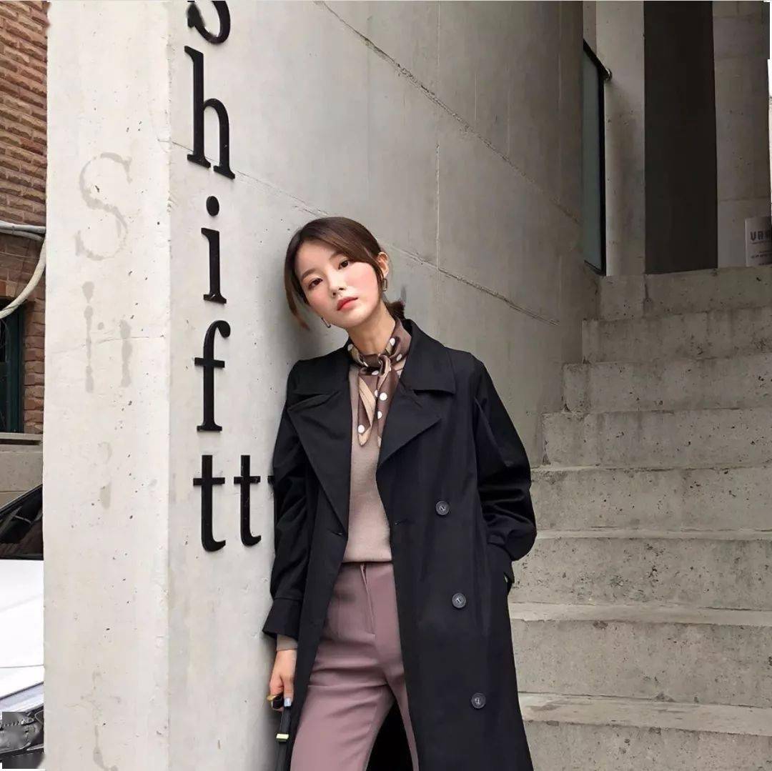 厚外套+高腰裤=冬季最火显高套路!