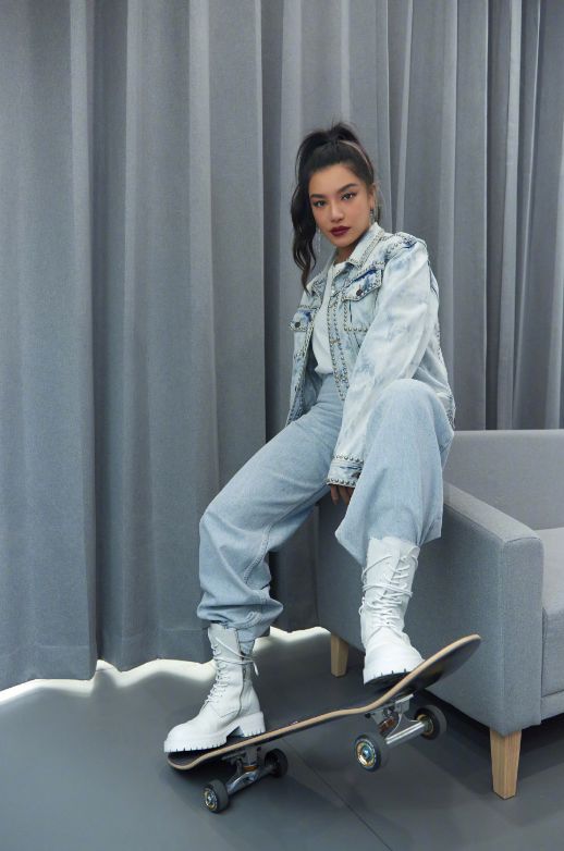 江映蓉性感和甜美自由转换,白幼瘦并不是唯一审美