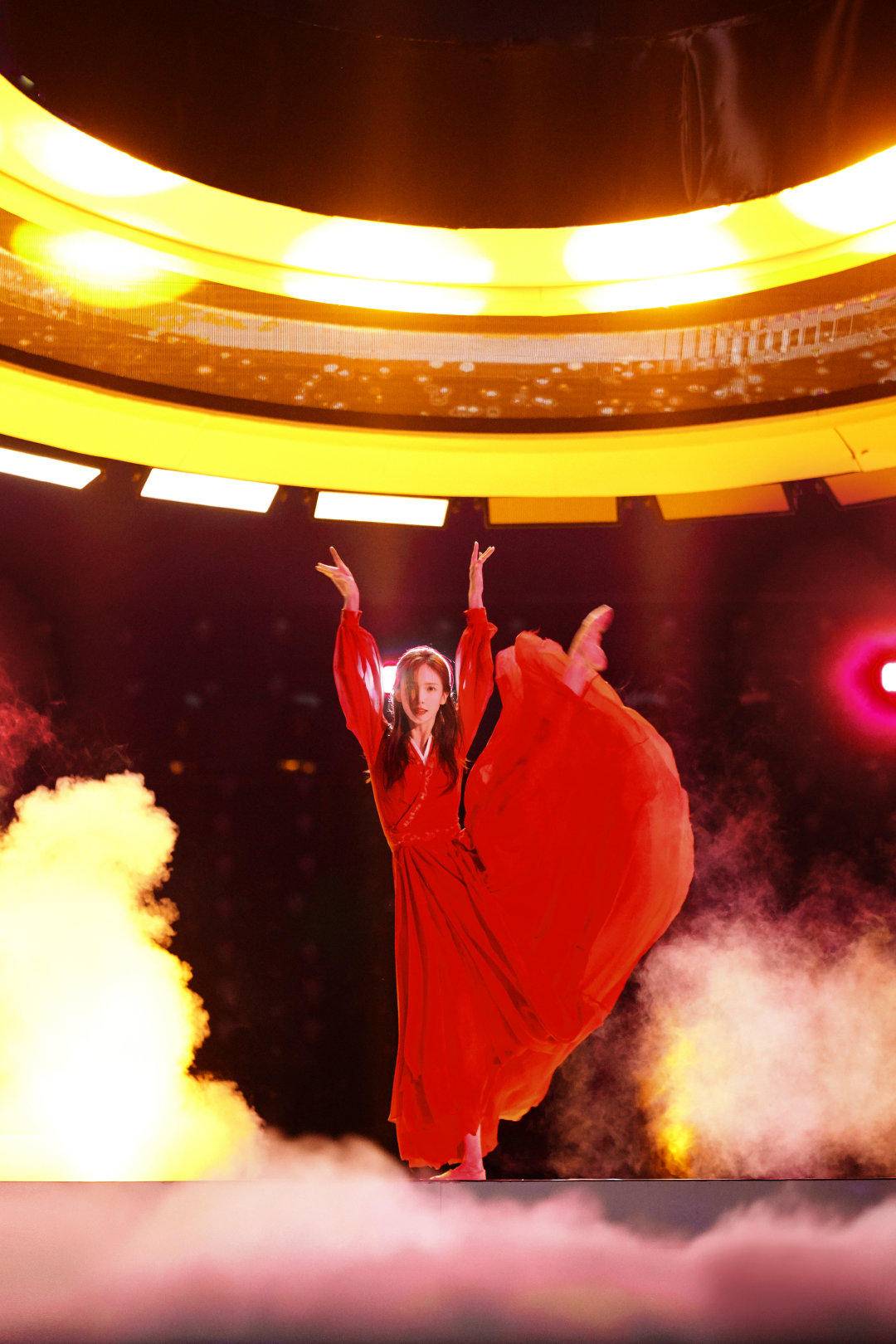 金晨的时尚穿搭，赶紧学起来吧