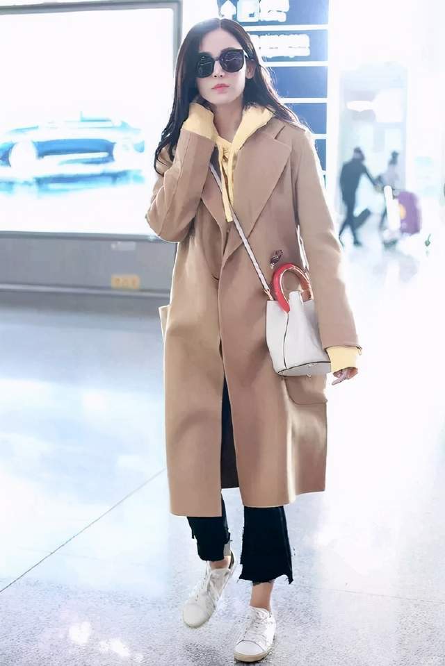 秋冬巧妙卫衣穿搭,找到更适合的自己的style
