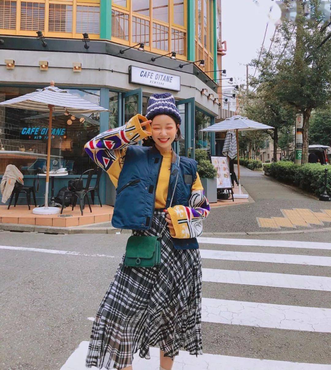 厚外套+高腰裤=冬季最火显高套路!