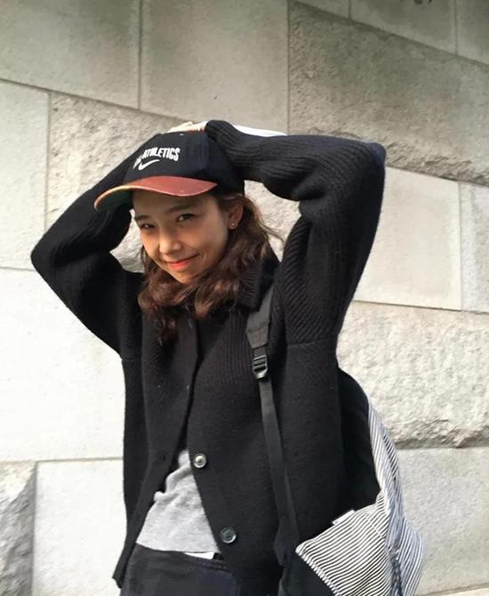 约会必备:韩国女孩的软妹风毛衣
