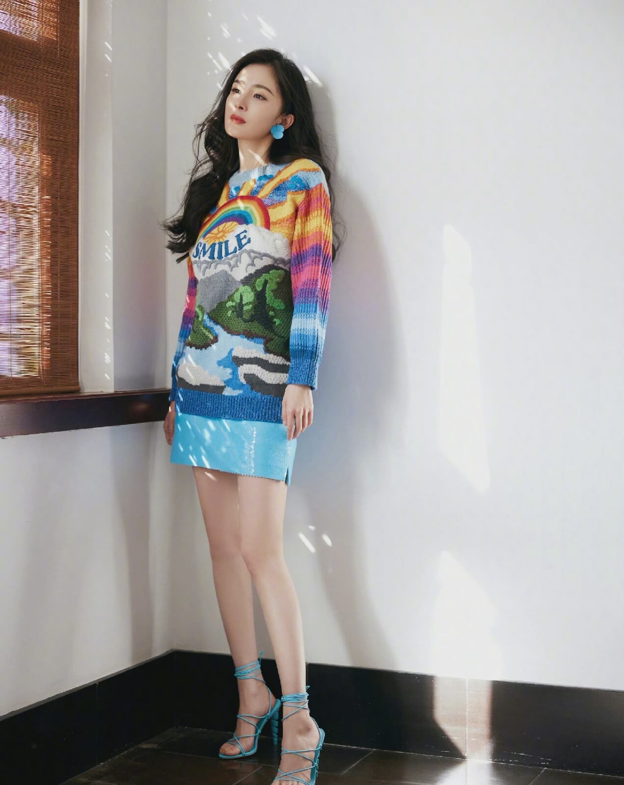 短款毛衣裙遮胯显瘦,梨形身材的福音