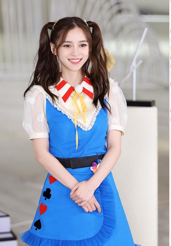 女明星爱扎双马尾，原来不是颜值高就能驾驭，还得是真少女