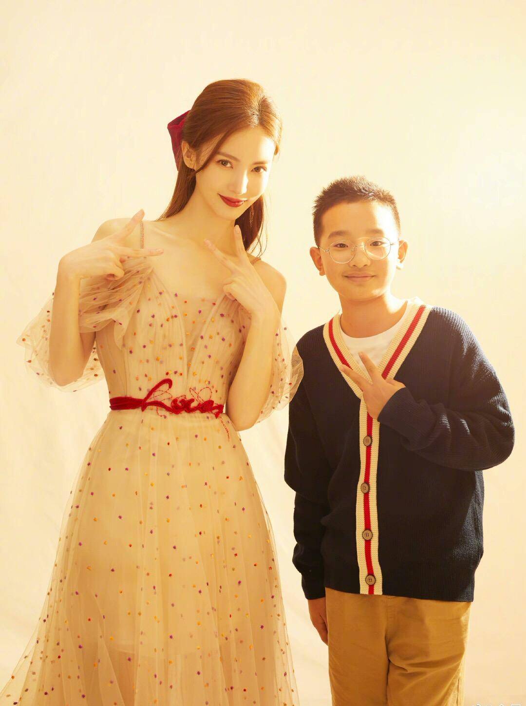 金晨的时尚穿搭，赶紧学起来吧