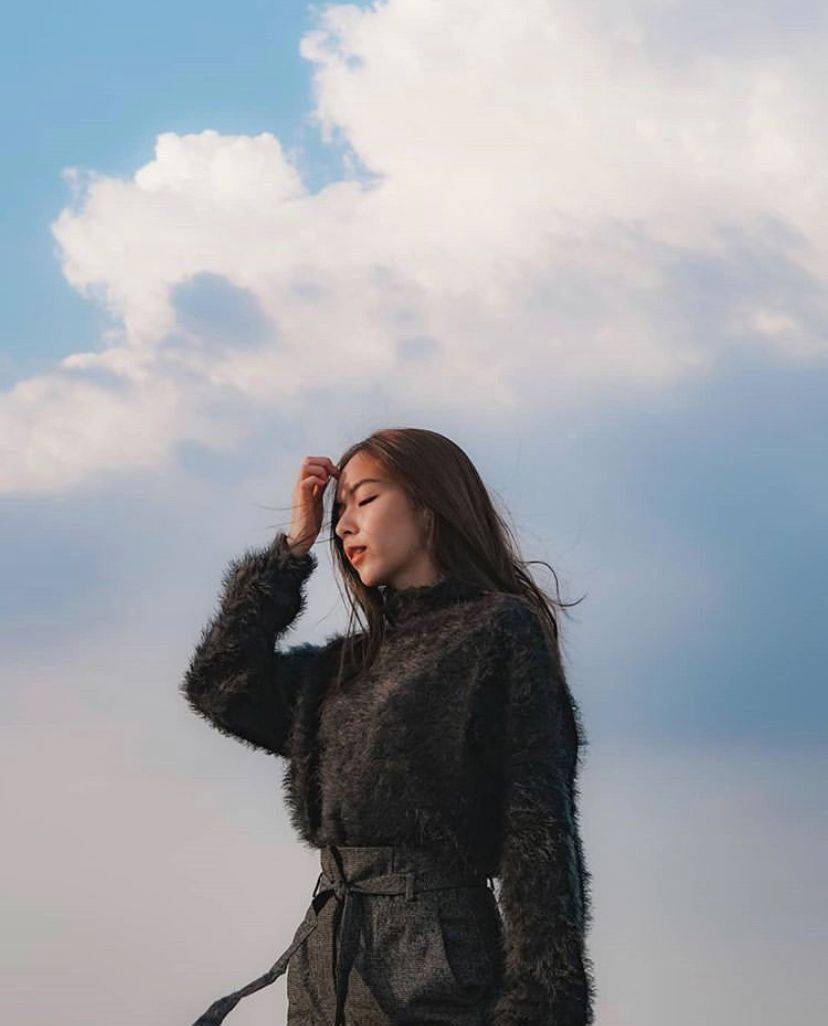 厚外套+高腰裤=冬季最火显高套路!