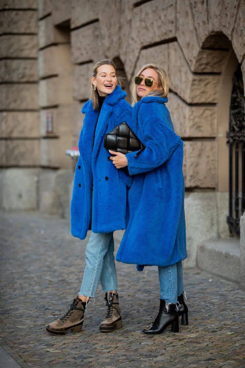 冬季穿“泰迪熊”大衣既软又暖