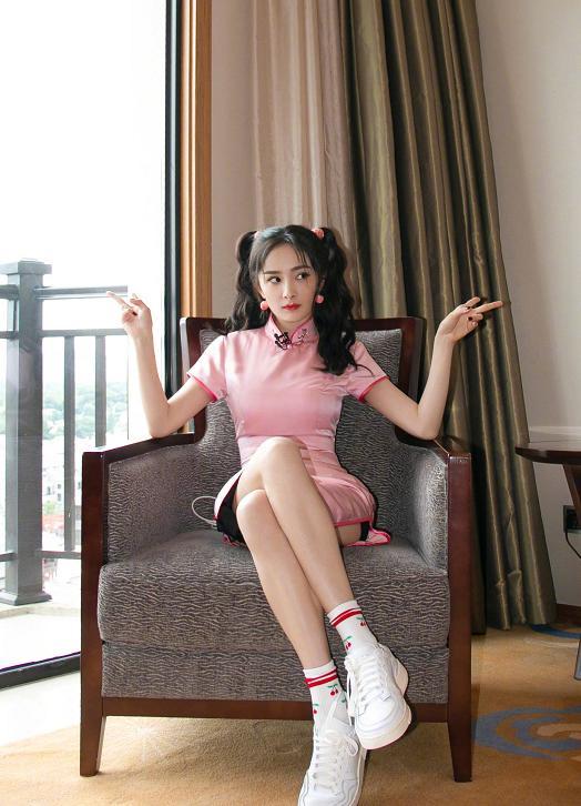 女明星爱扎双马尾，原来不是颜值高就能驾驭，还得是真少女