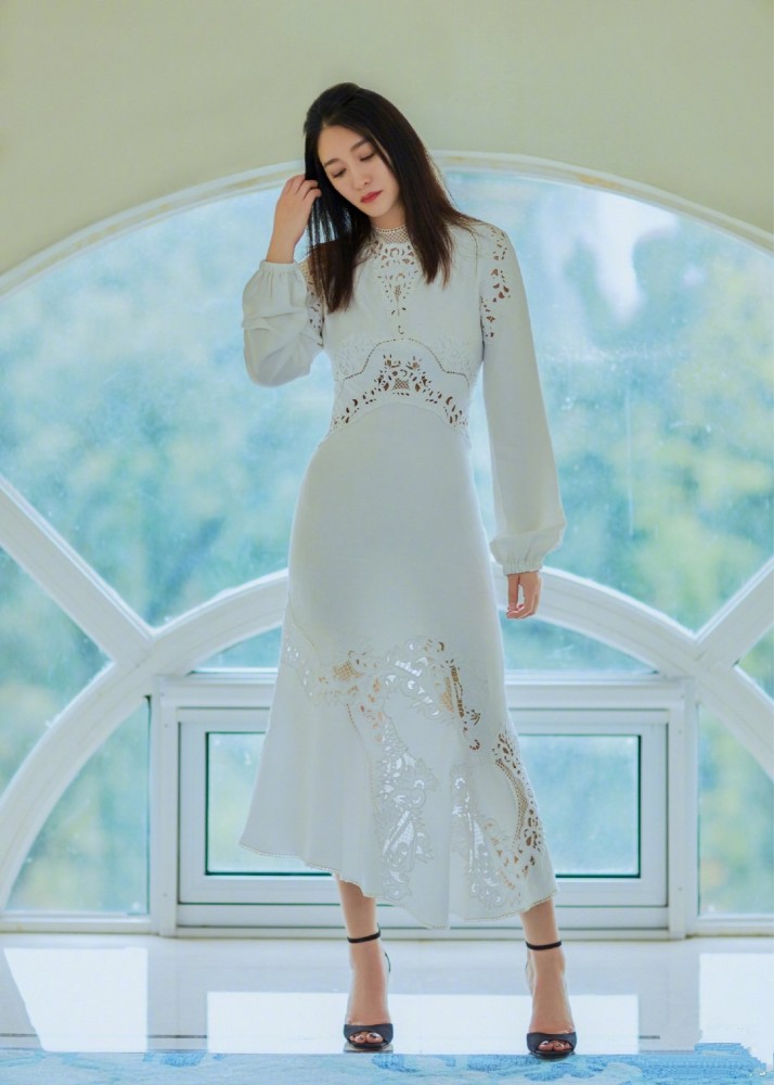 李小冉游玩迪士尼可爱如少女，太让人羡慕！ 时尚 第4张