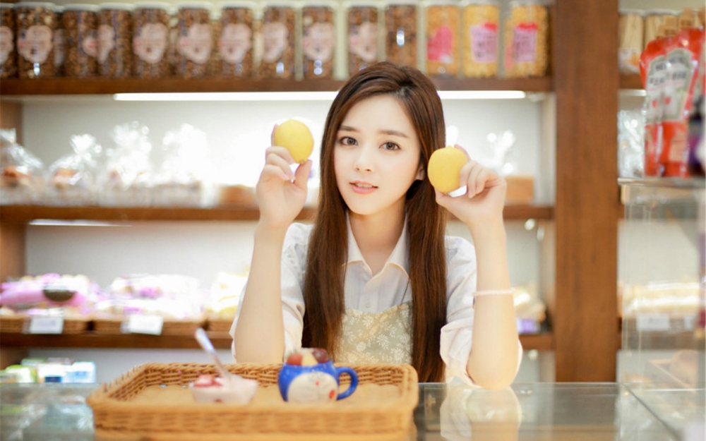 我探索母亲的桃花源 原来她经常不回家是因为这个