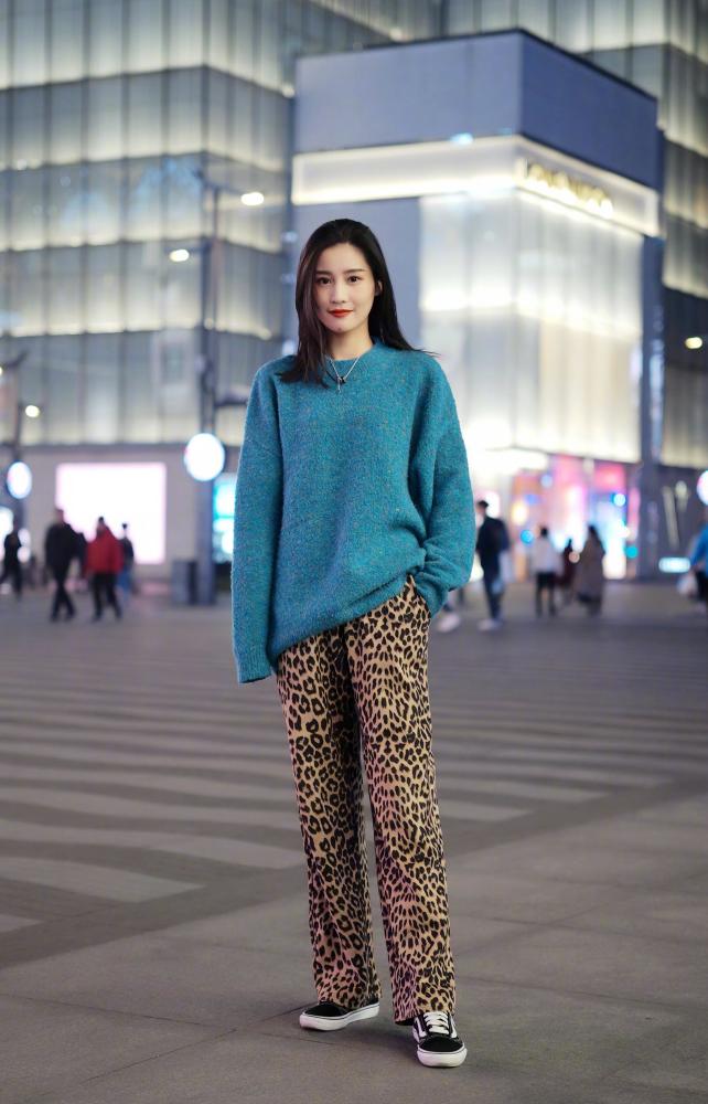 冬天怎么穿衣打扮?从内搭到外套时尚潮人手把手教你打造时尚感