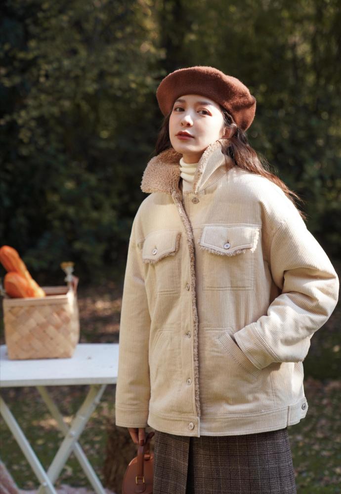 冬天怎么穿衣打扮?从内搭到外套时尚潮人手把手教你打造时尚感