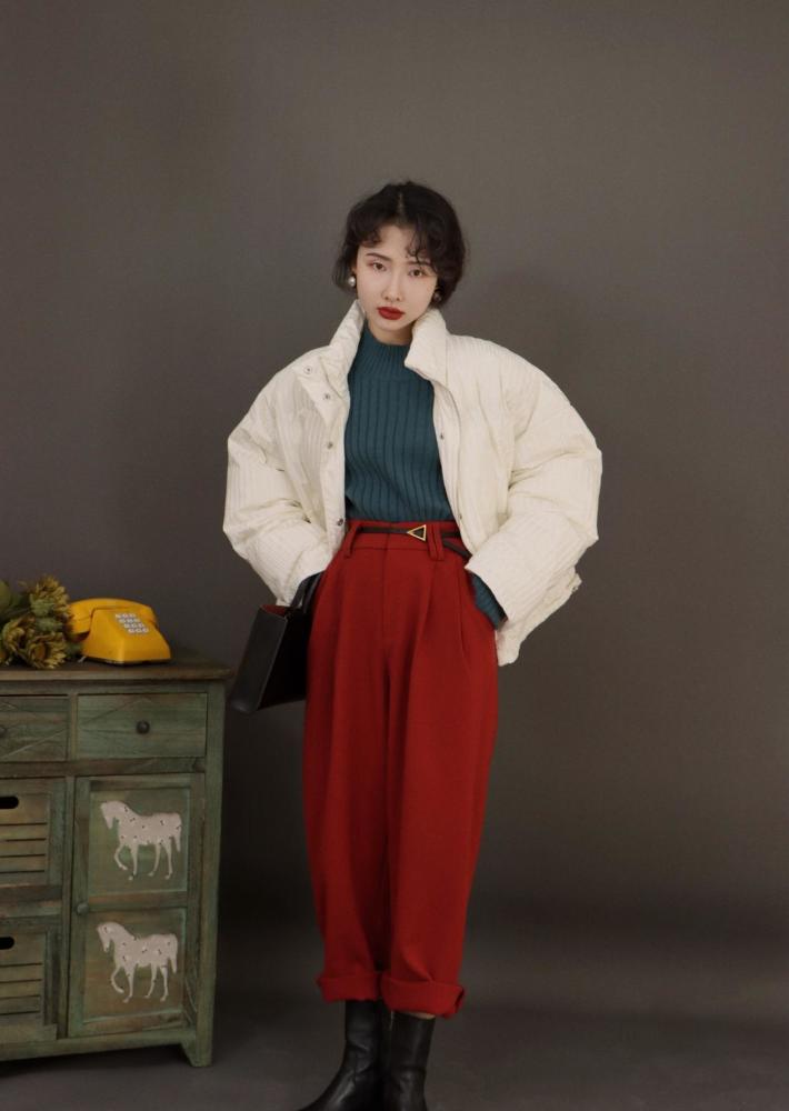 大龄女性时尚减龄穿搭,巧妙搭配让衣品出彩,蜕变成为“时髦精”