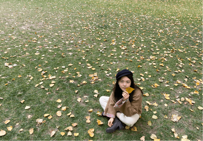 想要营造赵今麦同款少女感穿搭?单品的选择让你减龄还时尚