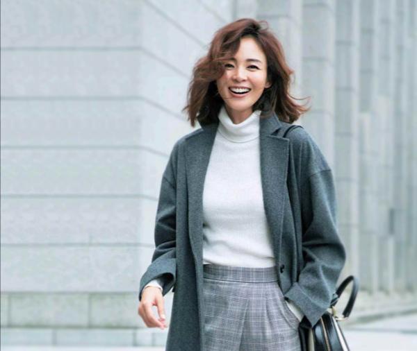 脸大的女生怎样打扮自己？这三种修饰脸型的技巧实用还显脸小