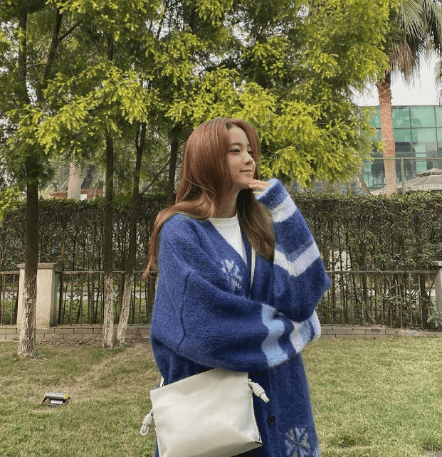 欧阳娜娜、杨幂、虞书欣撞衫,谁时尚感更强一目了然