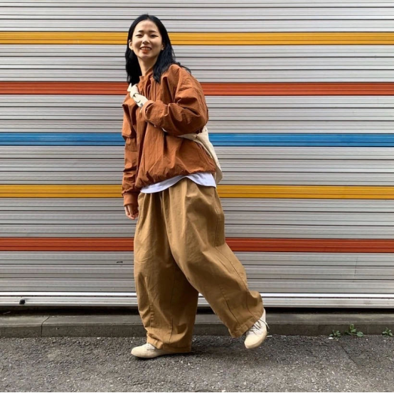 2021你还在背百搭小黑包吗?入手RAPPER们同款包包,潮流个性又有范