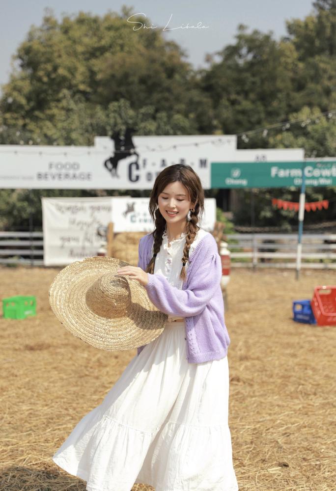 撞脸港星叶蕴仪，曾是南昌大学校花，穿黑色羽绒服清纯如初恋