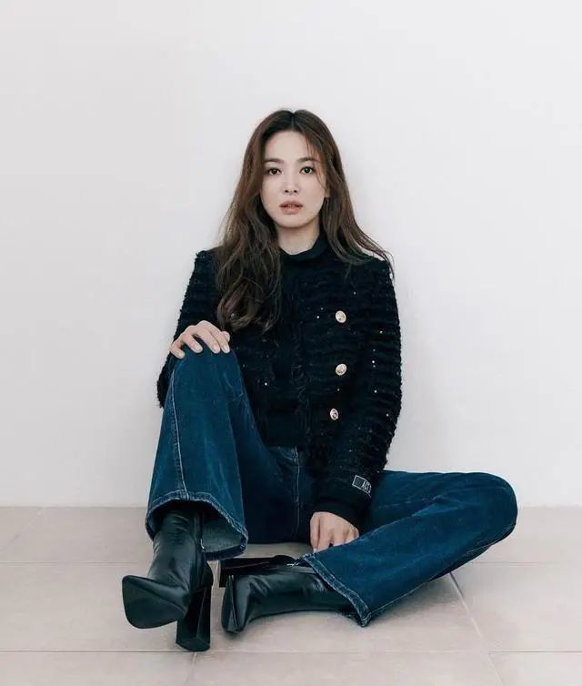 还在怀念清纯的“乔妹”?得了吧,成熟的宋慧乔美得更具辨识度