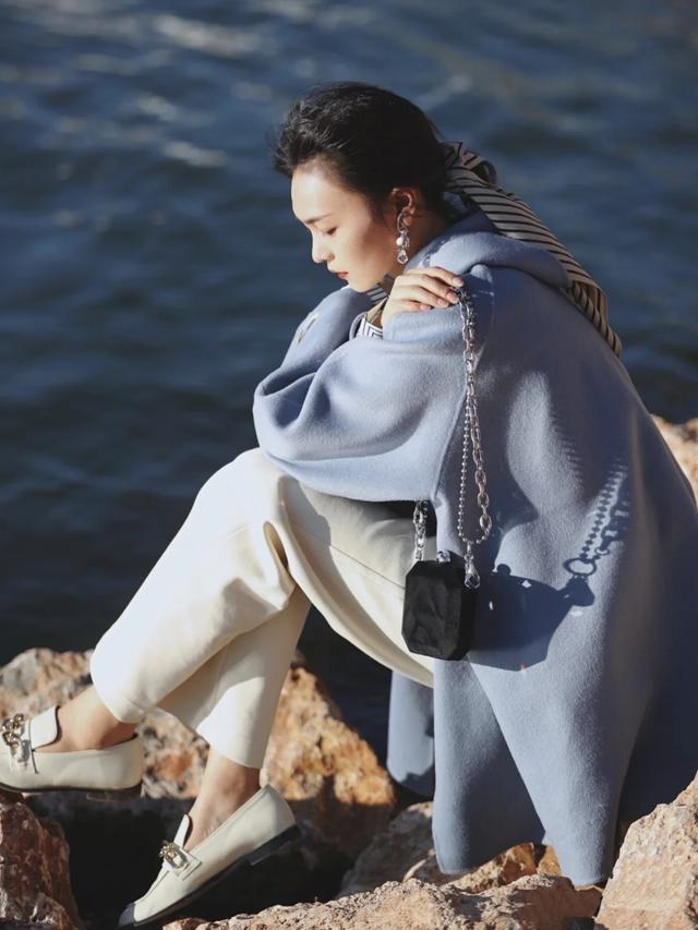 冬季怎么穿?这些被你忽略的配饰才是GET时髦感的关键,潮人必备