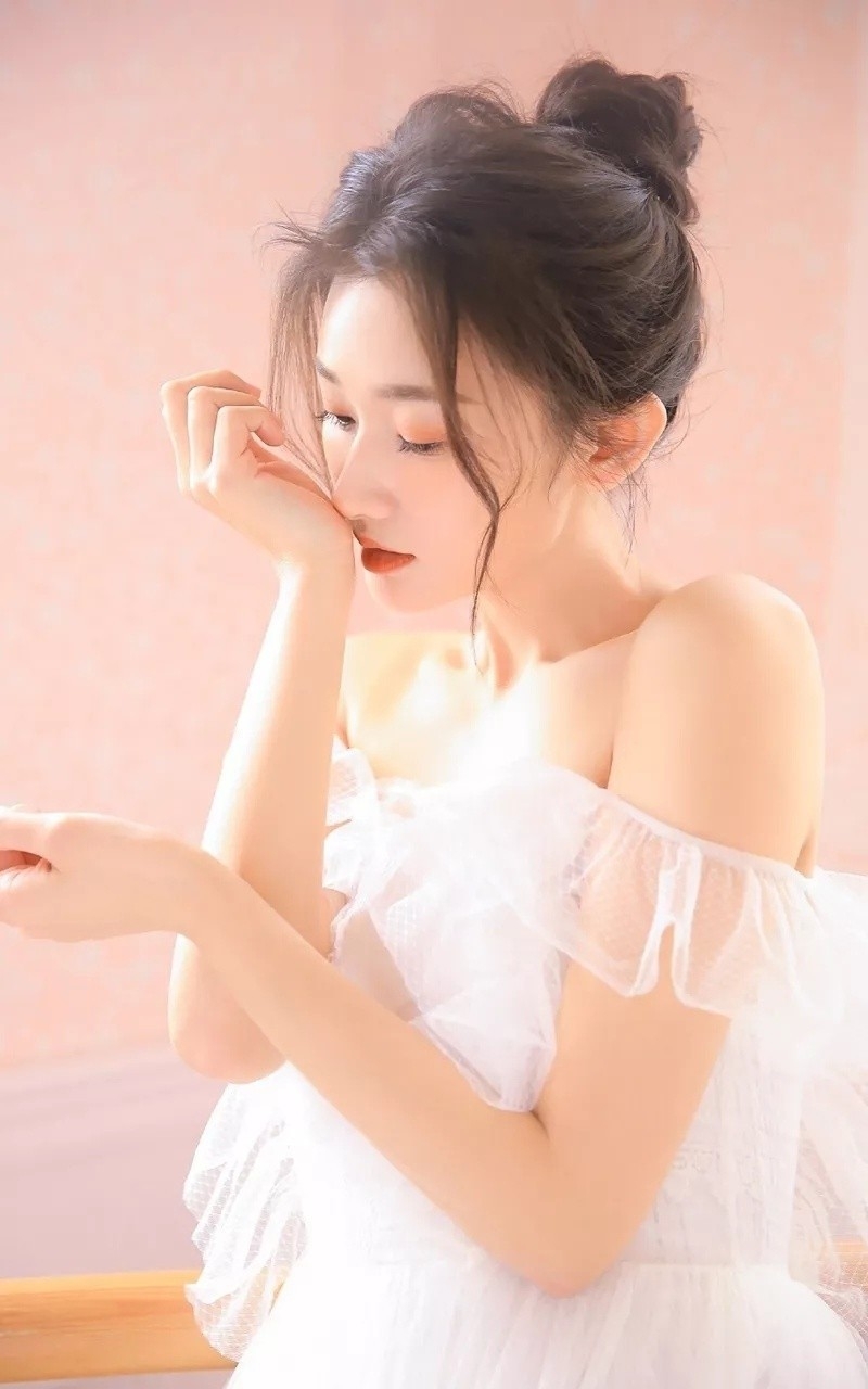 腿打开一点一会儿就不疼了 男朋友的动作太残忍