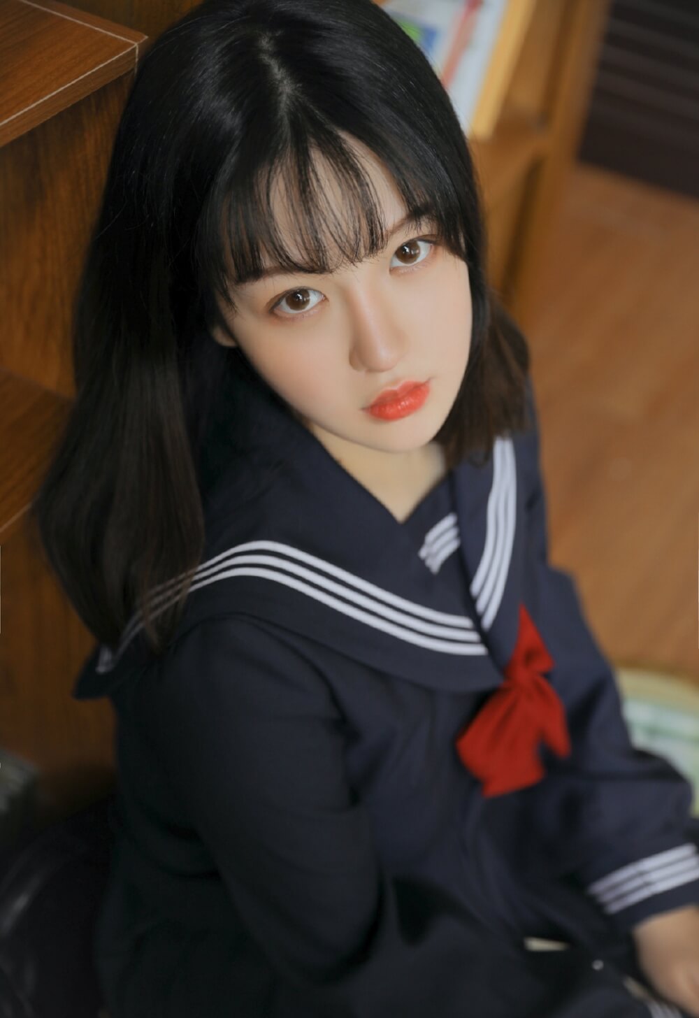 大眼清纯动人JK美少女居家艺术图片写真