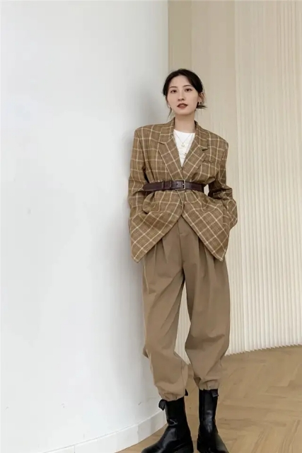 和张秀根老师学习小个子女生的冬日穿搭
