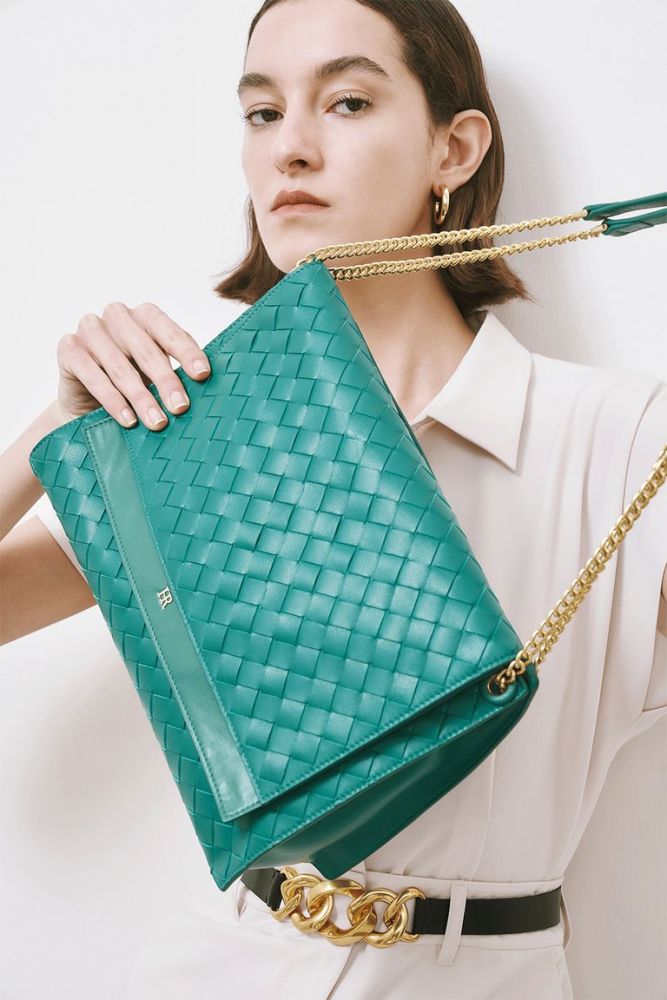 HR赫莲娜 2021春季手袋大片发布｜万象新生