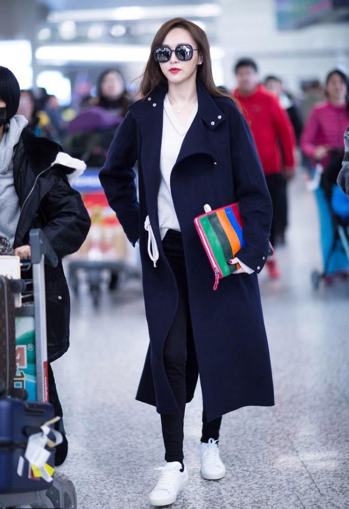 有气质的女人出门都带这些包！3个款式怎么搭配都高级