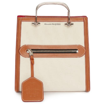 以流畅弧度勾勒优雅线条:Alexander McQueen新作The Short Story Bag