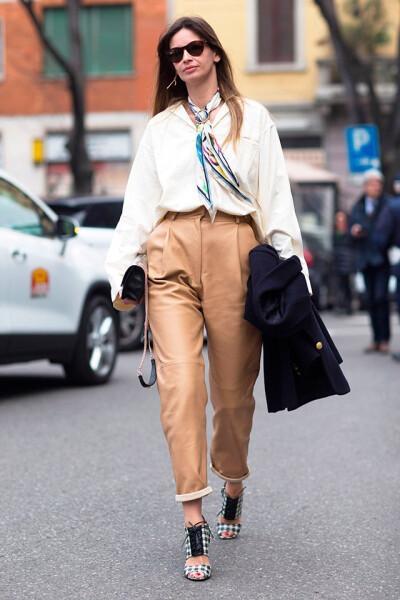 最近火了一条裤子，叫“锥形裤”，显高显瘦有气质早春穿正好