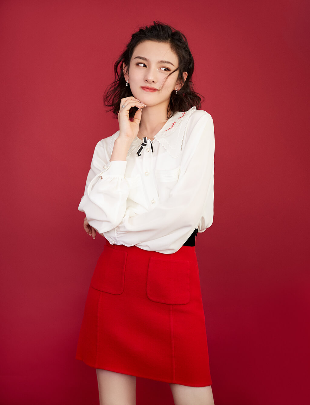 宋祖儿港风称得上95后第一颜霸了吧,网友:好惊艳