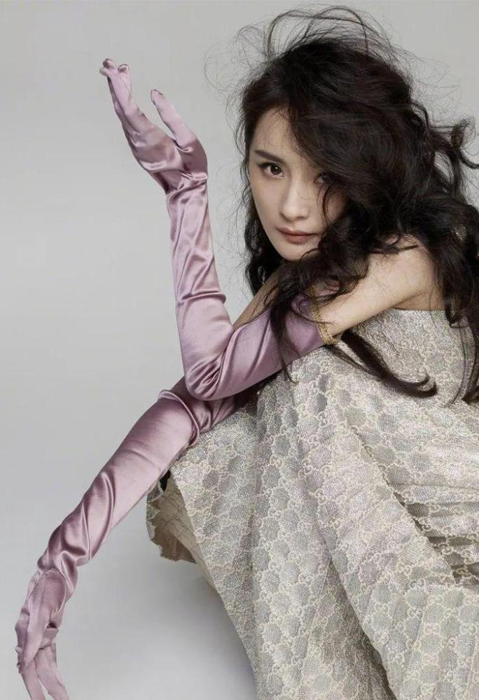 2021年流行“海藻卷”,不仅减龄还显脸小