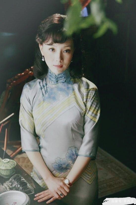 景甜在《司藤》中的旗袍造型大火,娱乐圈旗袍造型你最喜欢谁?
