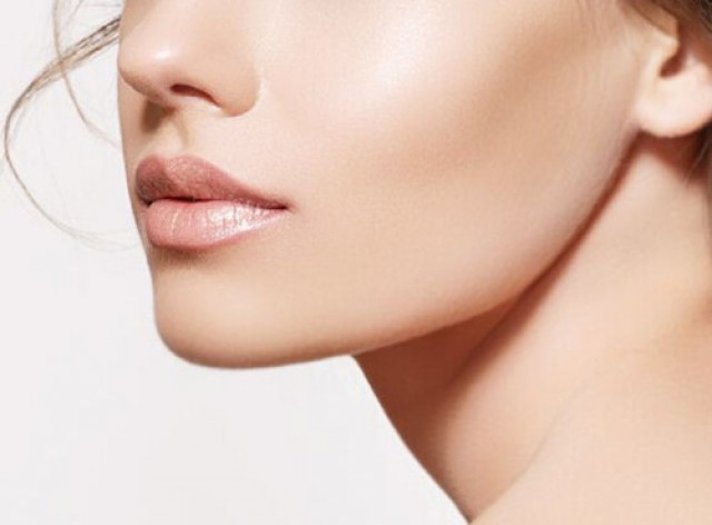 双下巴怎么减有效 双下巴的原因和解决办法