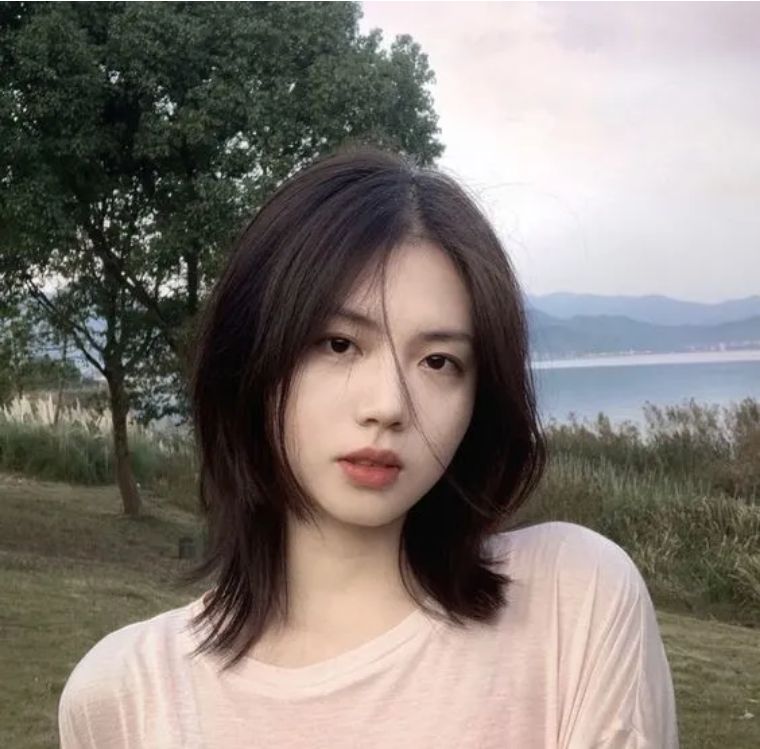 超减龄的“锁骨发”,让你的温柔气质甜过初恋