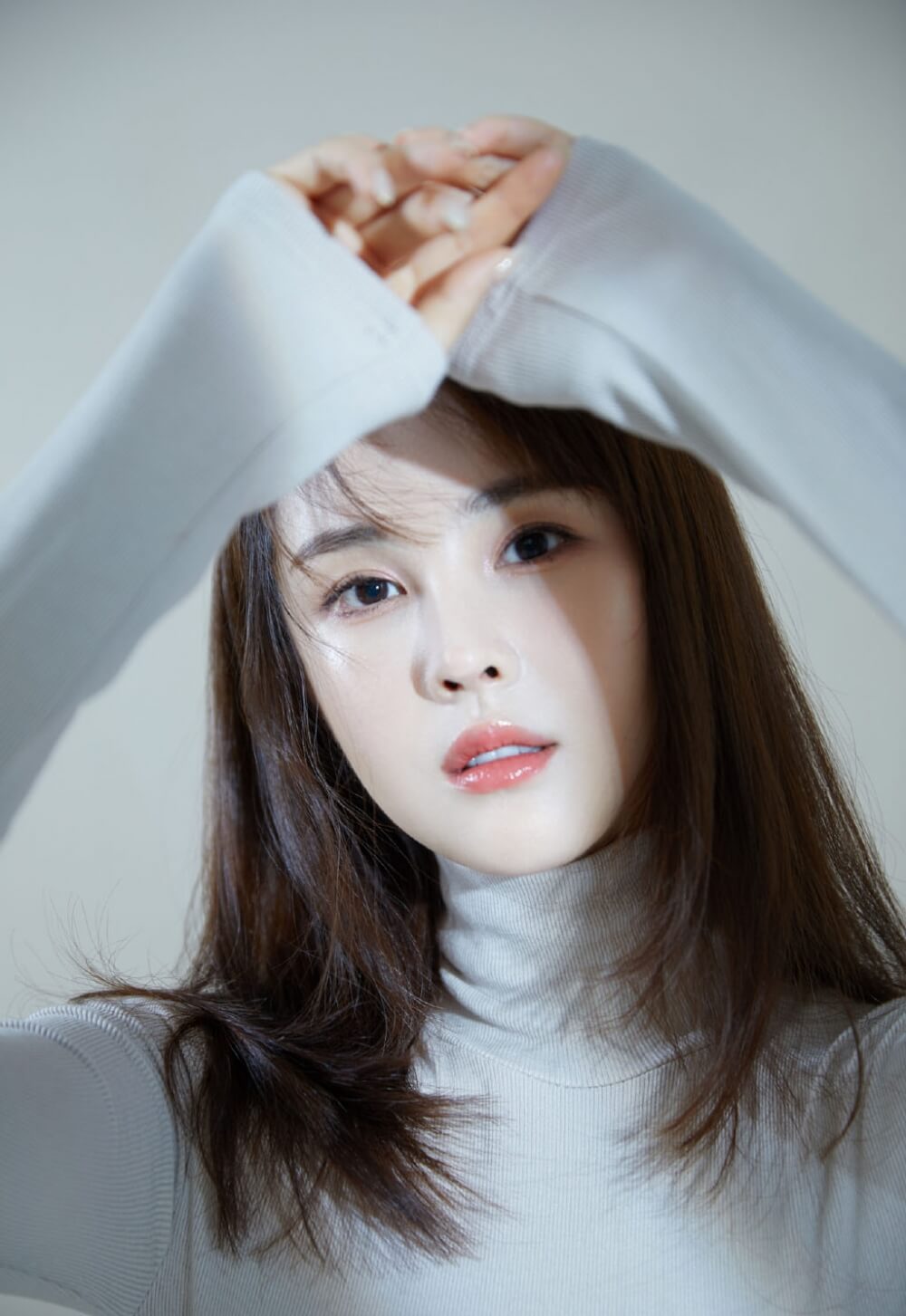 高颜值小姐姐妩媚妖娆性感照片