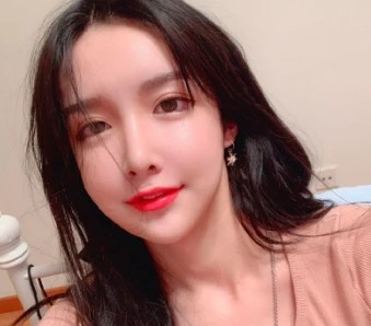 网红Abbily转性成功 全网发文称自己成为一个真正的女孩了